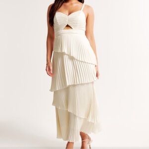 Abercrombie & Fitch (A&F) Giselle Pleated Tiered Maxi Dress